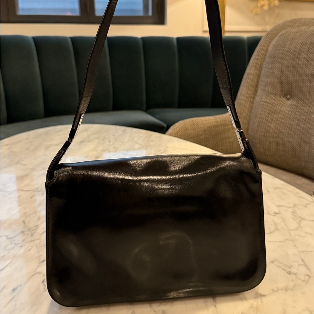 GUCCI Black Calfskin Shoulder Bag, Silver Hardware, Tom Ford Era - Picture 4 of 9